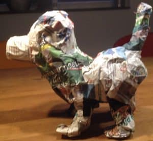 dichters onduidelijk Bedenken Surprise: hoe maak je een honden Sinterklaas suprise van papier maché