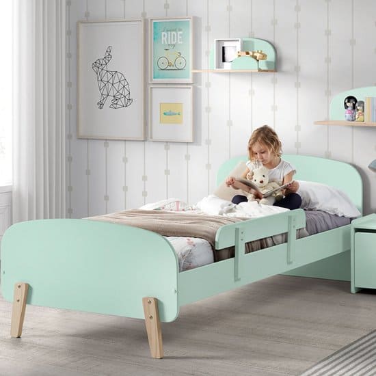Laag kinderbed modern en mooi ontwerp