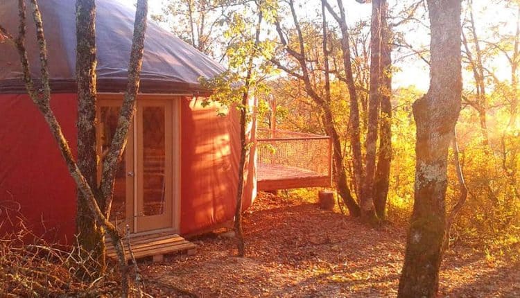 Een verwarme yurt in Albas