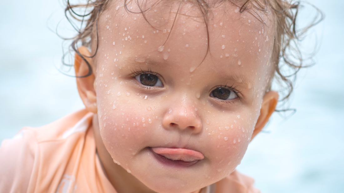 Je Baby Op Hele Warme Dagen Voorkom Oververhitting