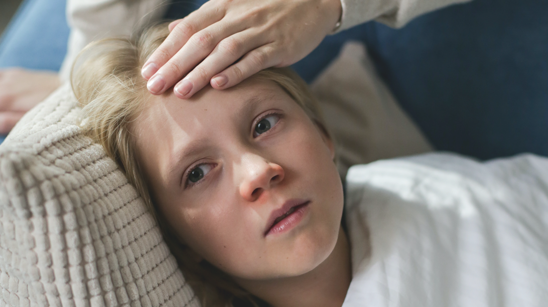 Richtlijnen het winkelcentrum schotel Koorts bij kinderen: oorzaken, behandeling en wanneer bel je de dokter